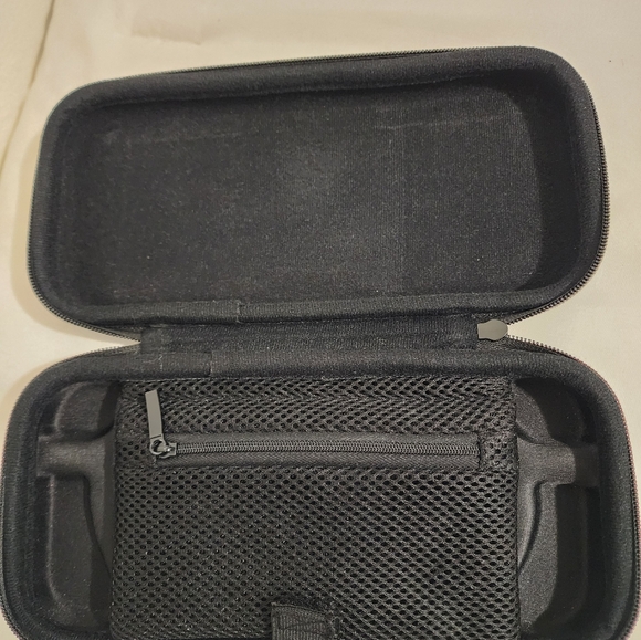 Nintendo Switch Bundle - Picture 2 of 10